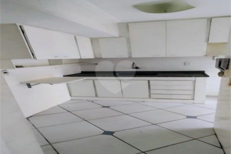 Apartamento à venda com 2 quartos, sendo 1 suíte,  em Jardim Parque Morumbi, São Paulo, SP