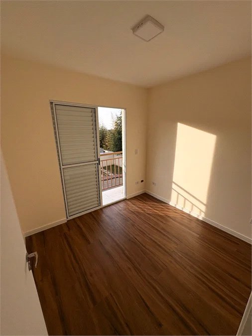 Casa à venda com 2 quartos no condomínio Residencial Ilha de Malta,255, Cotia - SP