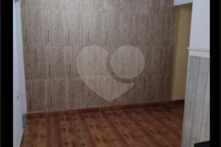 Casa à venda com 3 quartos em Santíssimo, Rio de Janeiro, RJ