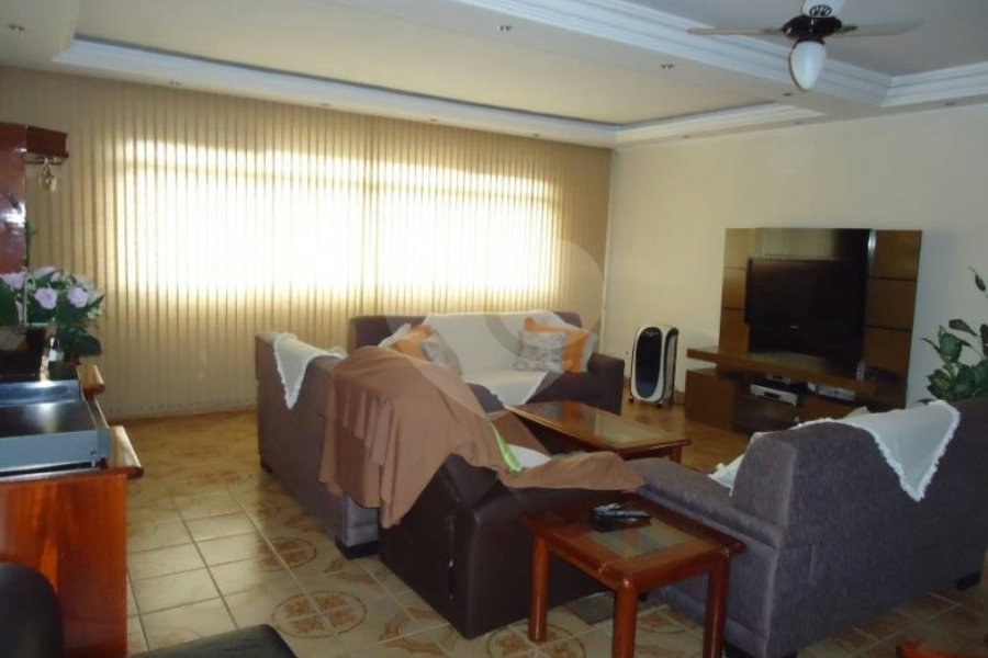 Sobrado à venda com 6 quartos, sendo 3 suítes, em Casa Verde, São Paulo, SP