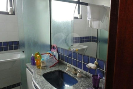 Sobrado à venda com 4 quartos, sendo 3 suítes, em Jardim Franca, São Paulo, SP