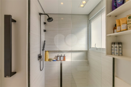 Apartamento à venda com 2 suítes em Santo Amaro, São Paulo, SP