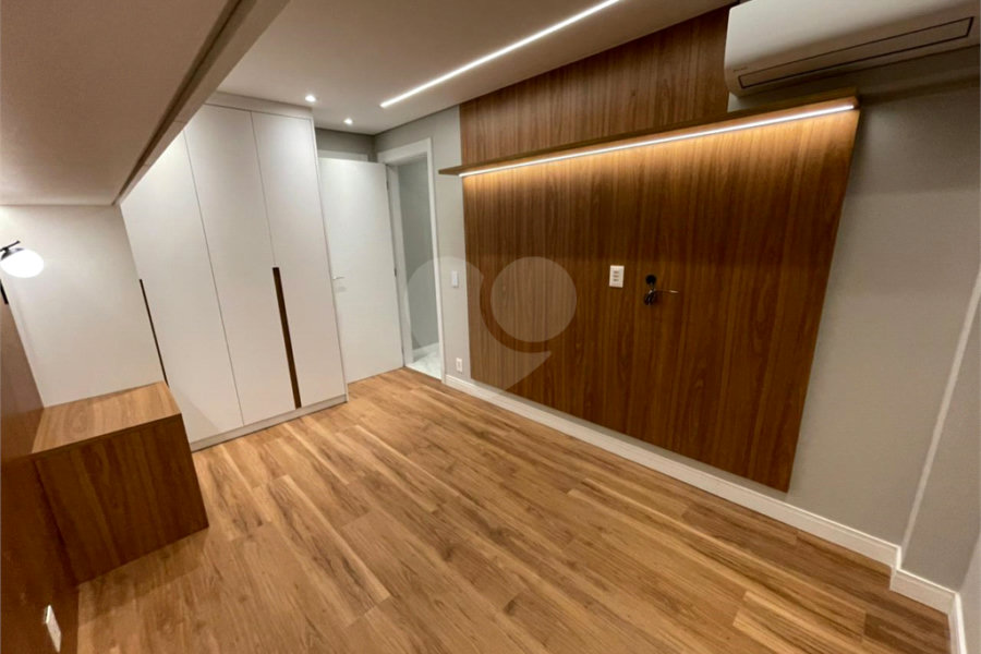 Apartamento à venda ou para alugar com 3 quartos, sendo 1 suíte, em Barra Funda, São Paulo, SP