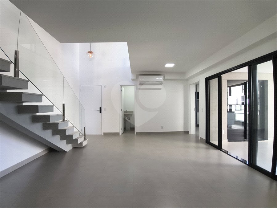 Apartamento à venda com 4 quartos, sendo 2 suítes,  em Além Ponte, Sorocaba, SP