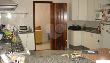 Sobrado à venda com 3 suítes em Vila Guilherme, São Paulo, SP
