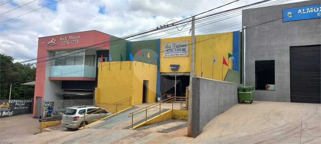 Galpão à venda ou para alugar em Residencial Flora, Sarapuí, SP