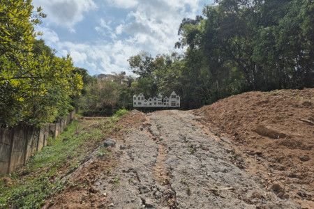 Terreno à venda em Jardim Estância Brasil, Atibaia, SP