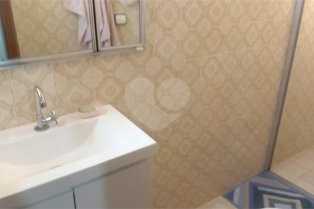 Casa à venda com 3 quartos, sendo 1 suíte, em Vila Medeiros, São Paulo, SP