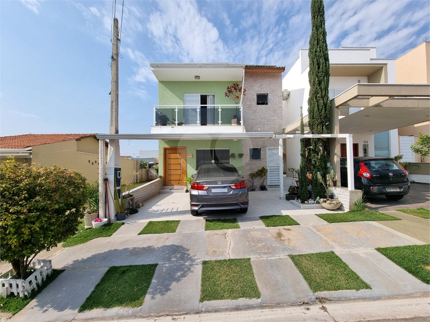 Casa à venda com 3 suítes no condomínio Horto Florestal I, Sorocaba - SP
