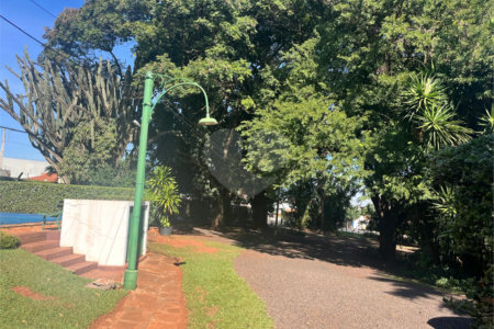 Terreno à venda com 1 suíte no Centro, Araraquara, SP