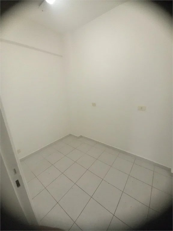 Apartamento à venda com 3 quartos, sendo 1 suíte, em Pinheiros, São Paulo, SP