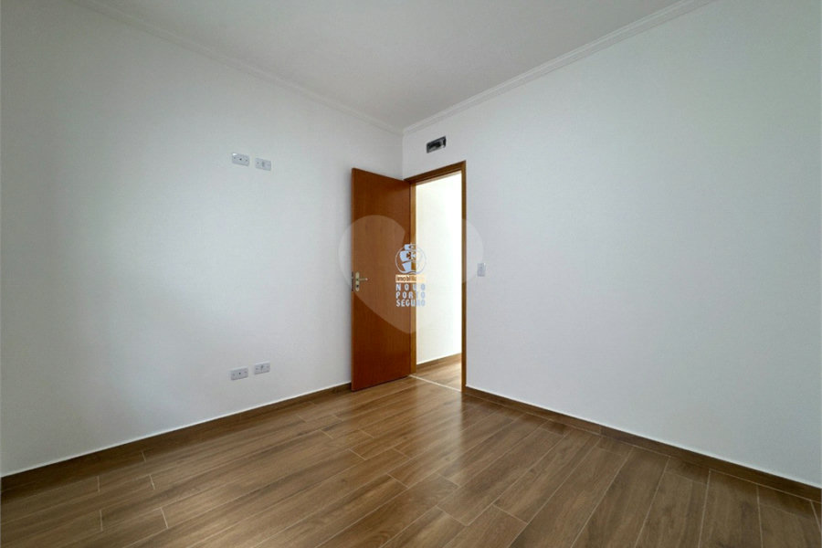 Sobrado à venda com 3 quartos, sendo 1 suíte, em Parada Inglesa, São Paulo, SP