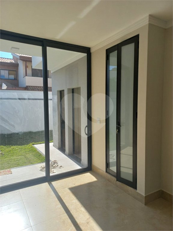Casa à venda com 3 suítes no condomínio Reserva Real, Paulínia - SP
