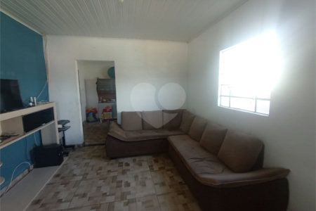 Casa à venda com 2 quartos em Vila Santana, Itapetininga, SP