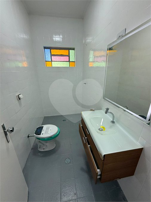 Casa Térrea à venda ou para alugar com 2 suítes em Alvinópolis, Atibaia, SP