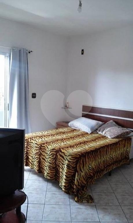 Casa à venda com 4 quartos, sendo 1 suíte, em Wanel Ville, Sorocaba, SP
