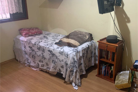 Casa de Vila à venda com 4 quartos, sendo 1 suíte, em Água Fria, São Paulo, SP