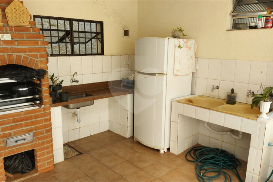 Sobrado à venda com 15 quartos, sendo 1 suíte, em Tucuruvi, São Paulo, SP