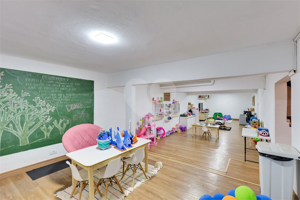 Casa à venda com 4 suítes em Chácara Monte Alegre, São Paulo, SP
