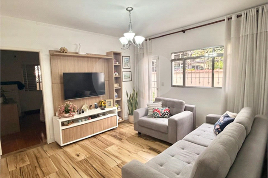 Casa à venda com 3 quartos em Cangaíba, São Paulo, SP