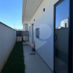 Casa à venda com 4 quartos, sendo 3 suítes, no condomínio Residencial Mont'alcino, Valinhos - SP