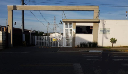 Sobrado à venda com 2 quartos em Vila Colorado, Suzano, SP