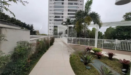 Apartamento à venda com 3 quartos, sendo 2 suítes, em Cambuci, São Paulo, SP