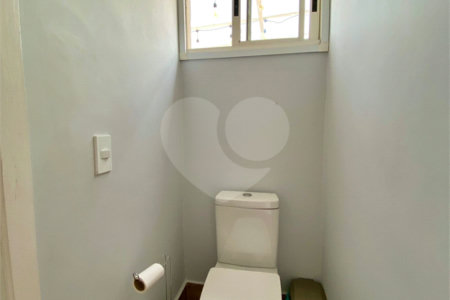 Cobertura à venda com 2 quartos, sendo 1 suíte, em Vila Mariana, São Paulo, SP