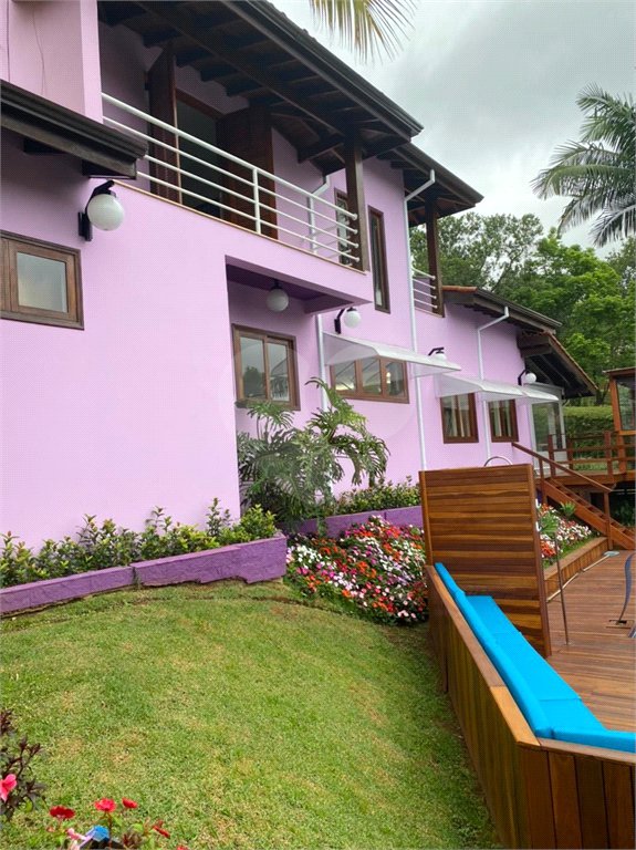 Casa à venda com 7 suítes no condomínio Capela do Barreiro, Itatiba - SP