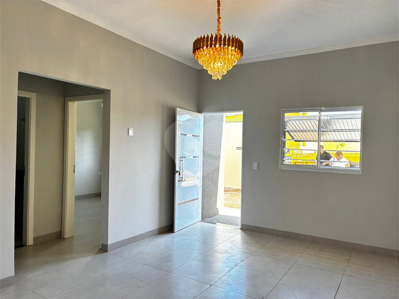 Casa à venda com 2 quartos em Ipê, Três Lagoas, MS