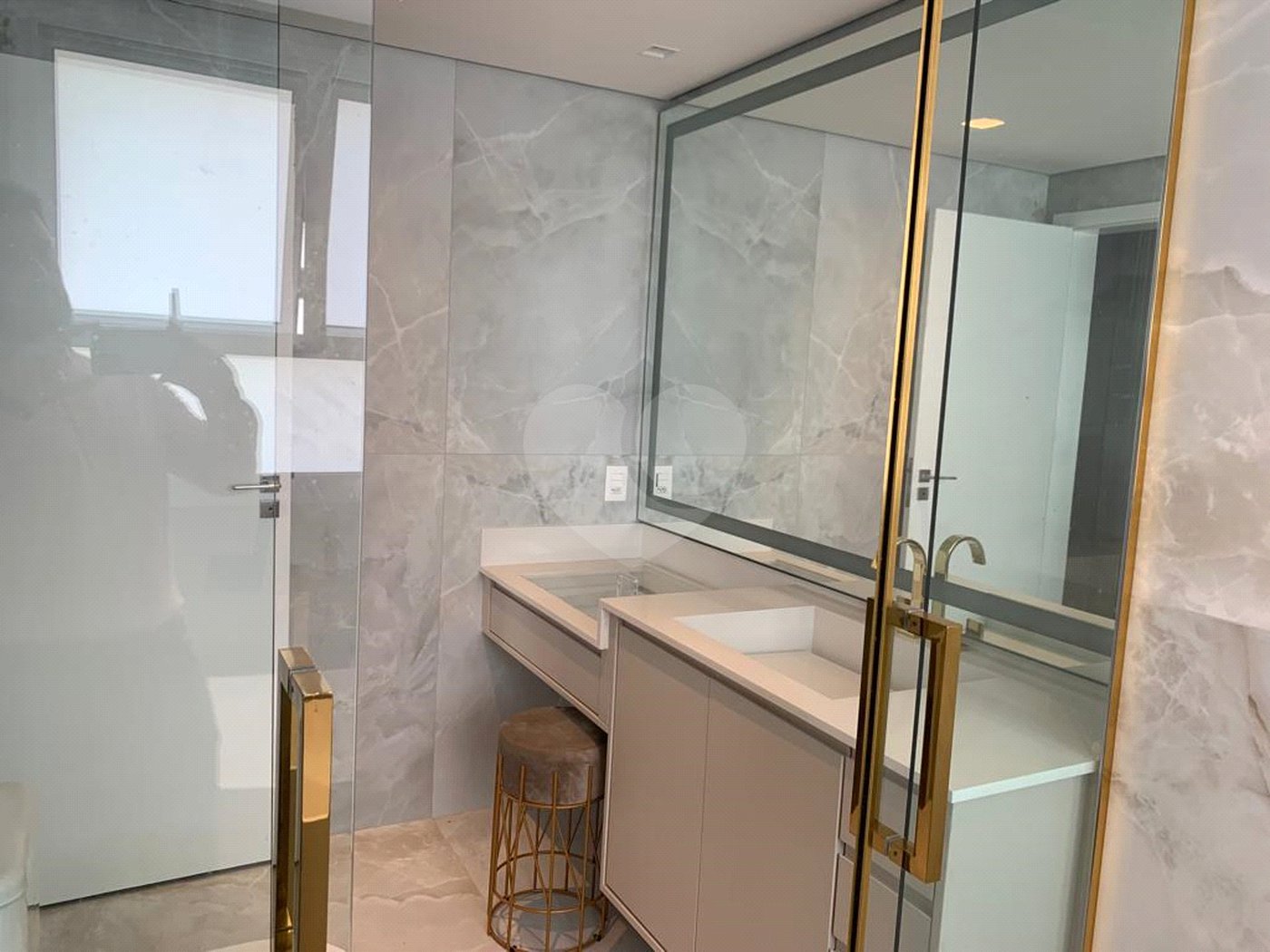 Apartamento à venda com 3 suítes em Indianópolis, São Paulo, SP