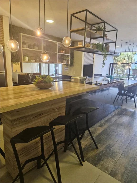 Apartamento à venda com 2 quartos, sendo 1 suíte, em Pinheiros, São Paulo, SP