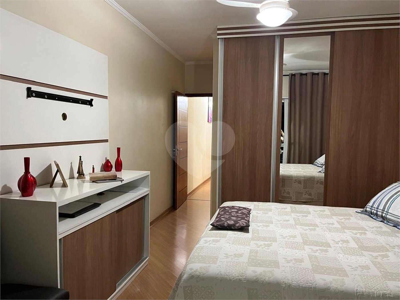 Sobrado à venda com 3 quartos, sendo 1 suíte,  em Vila Pirituba, São Paulo, SP