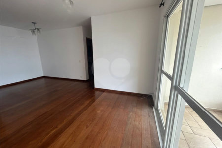 Apartamento para alugar com 3 quartos, sendo 1 suíte, em Pinheiros, São Paulo, SP