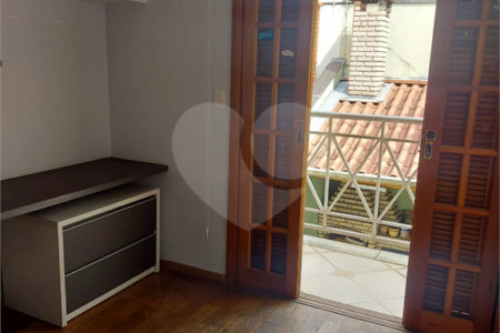 Sobrado à venda com 3 suítes em Vila Paulicéia, São Paulo, SP