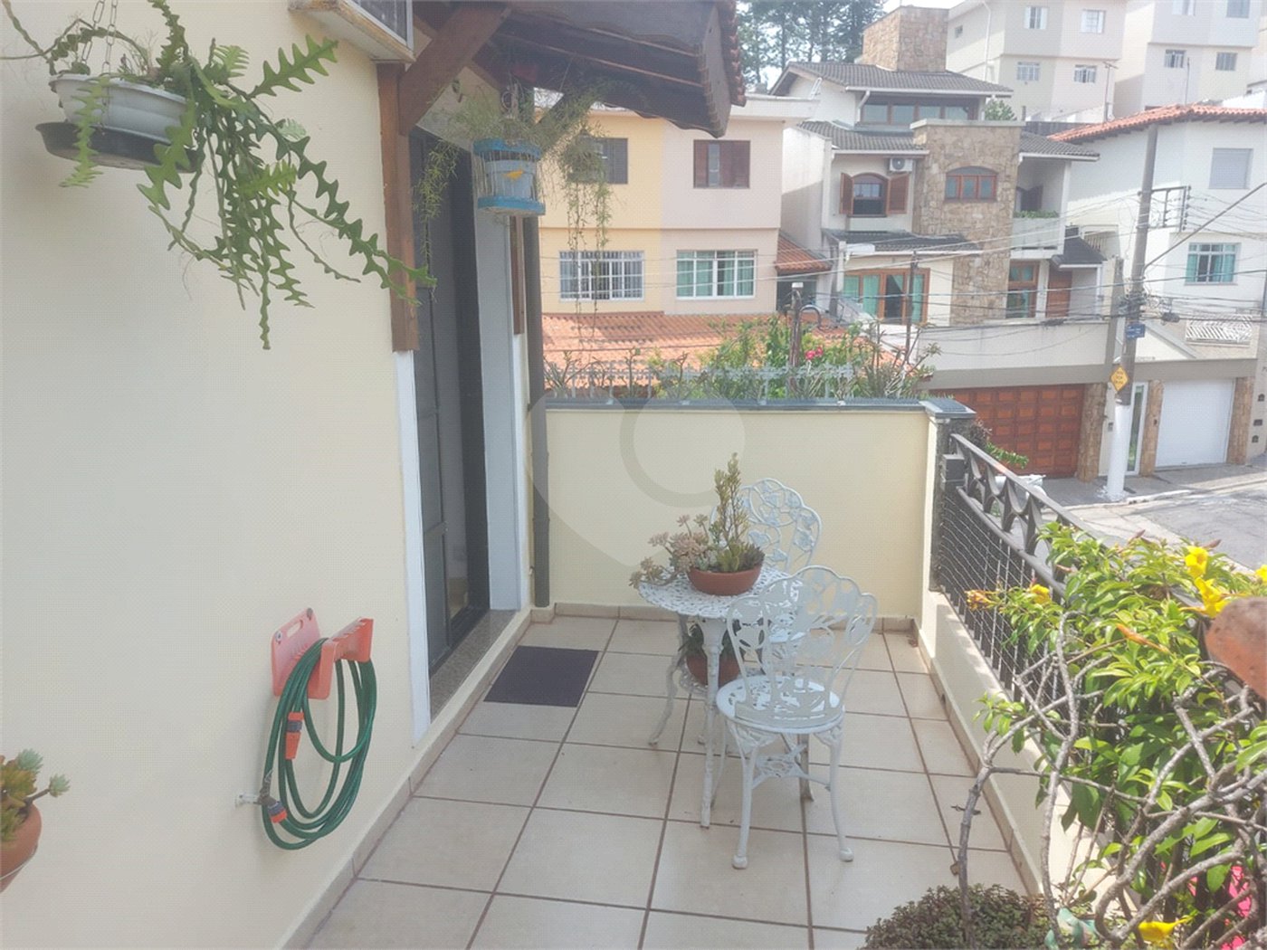 Sobrado à venda com 3 quartos, sendo 1 suíte,  em Tremembé, São Paulo, SP