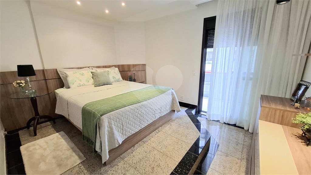 Apartamento à venda com 3 suítes em Santana, São Paulo, SP