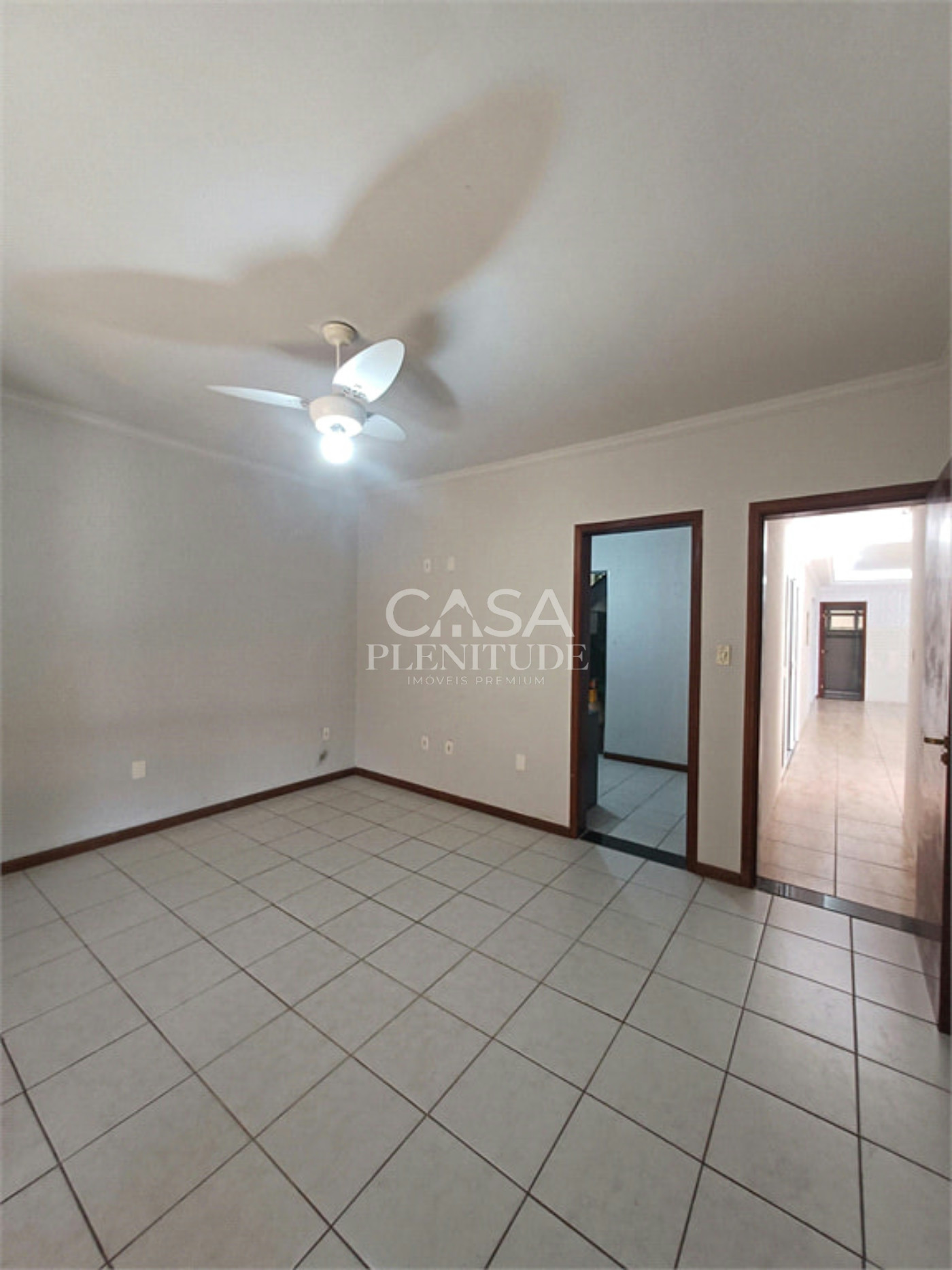 Casa à venda com 4 quartos, sendo 2 suítes, em Jardim Residencial Deolinda Guerra, Sorocaba, SP