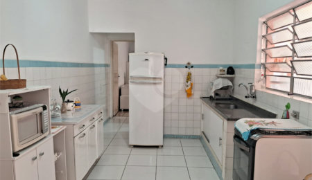 Sobrado à venda com 3 quartos em Jardim Humaitá, São Paulo, SP
