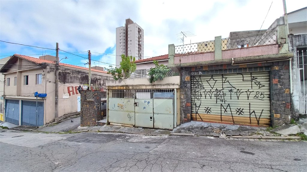 Casa Térrea à venda com 4 quartos, sendo 2 suítes, em Vila Gustavo, São Paulo, SP
