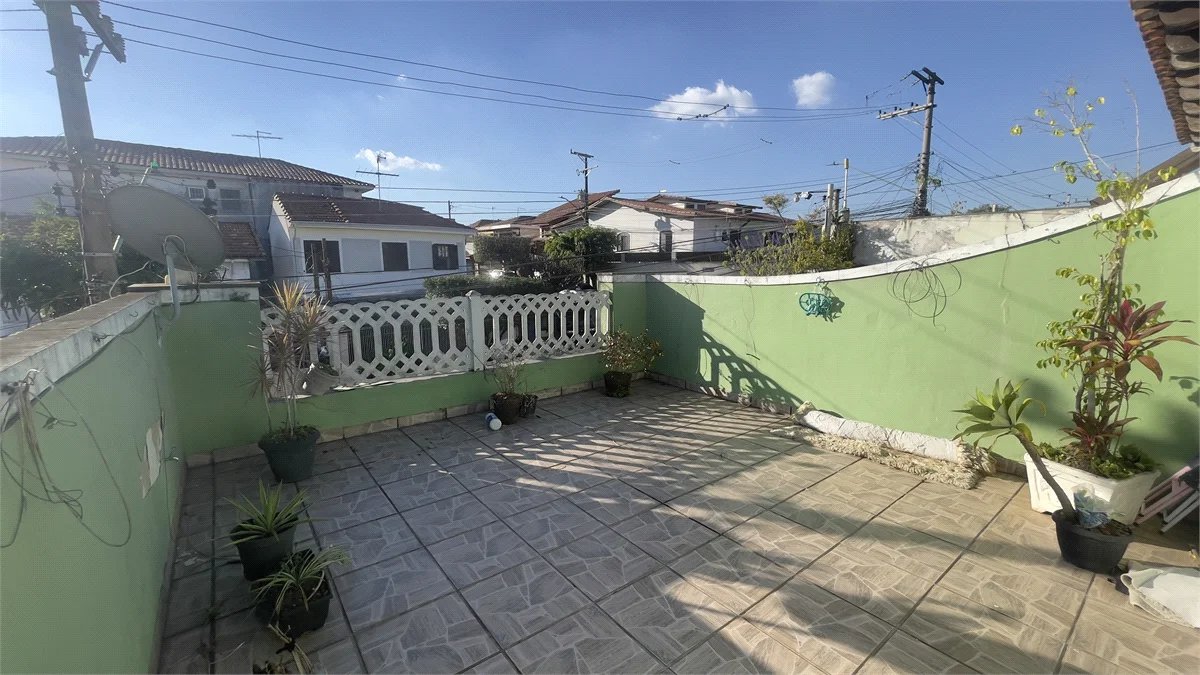 Sobrado à venda com 3 suítes em Jardim Ester Yolanda, São Paulo, SP