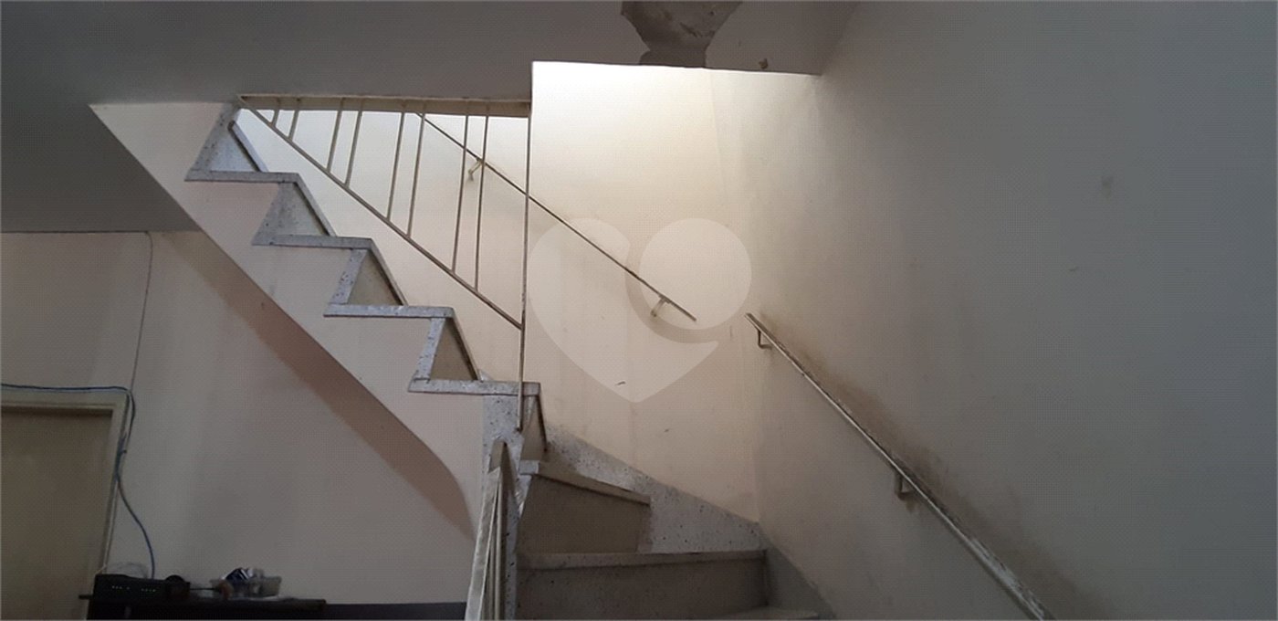 Sobrado à venda com 2 quartos em Santana, São Paulo, SP