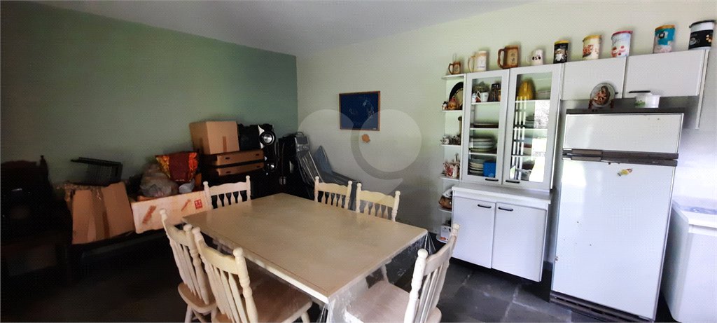 Casa à venda ou para alugar com 4 quartos, sendo 2 suítes, em Mantiqueira, Mairiporã, SP