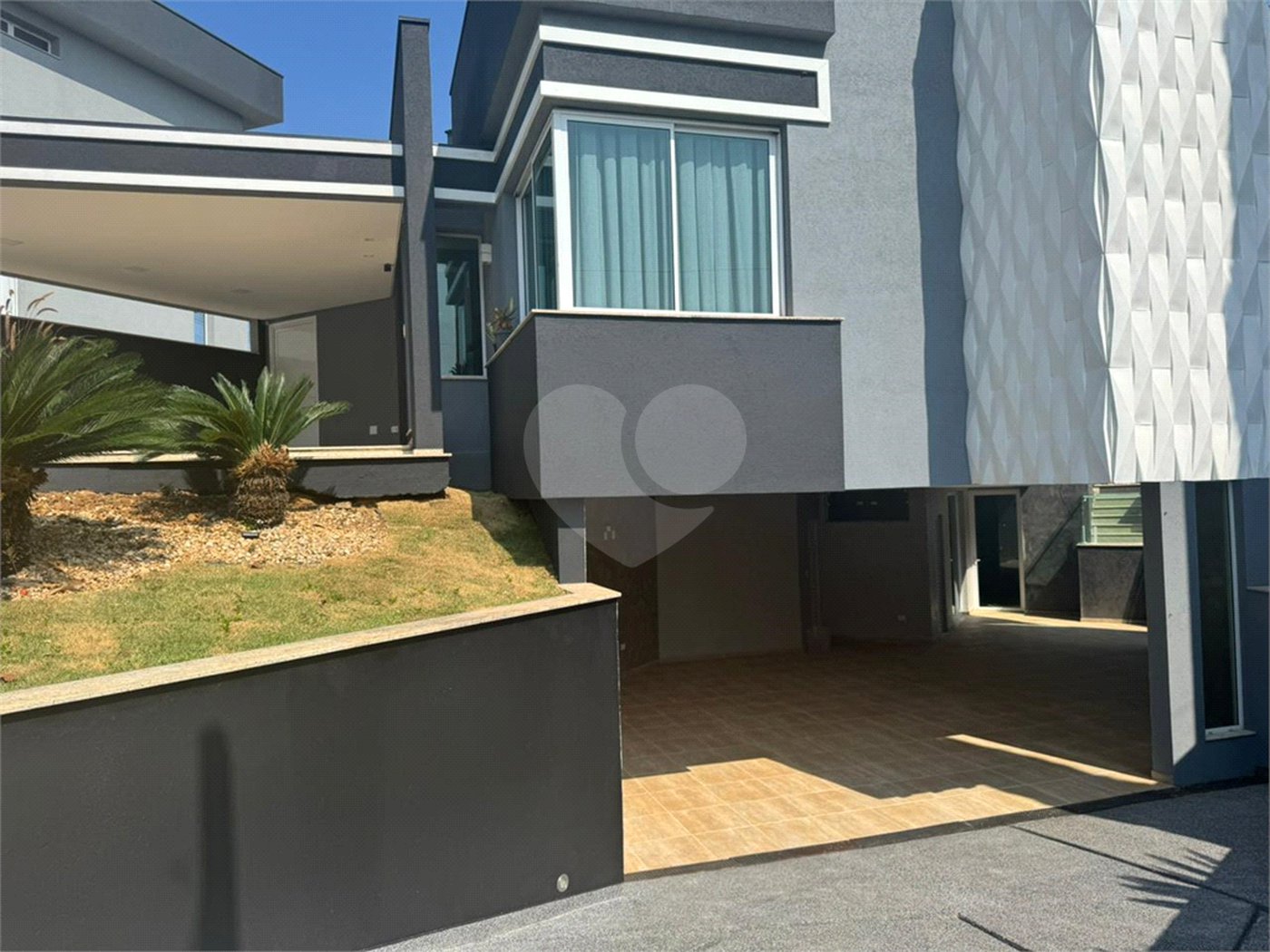 Casa à venda com 3 suítes no condomínio Aruã, Mogi das Cruzes - SP