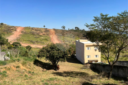 Terreno à venda com 1 quarto em Jardim Colonial, Atibaia, SP