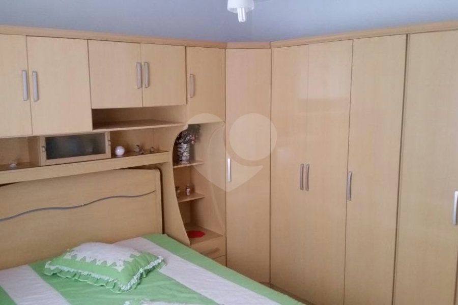 Sobrado à venda com 3 quartos, sendo 1 suíte, em Tremembé, São Paulo, SP