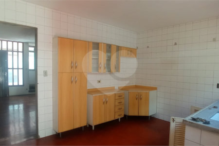 Sobrado à venda com 3 quartos em Água Fria, São Paulo, SP