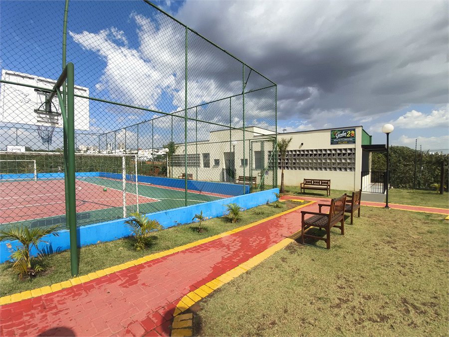 Casa à venda com 3 quartos, sendo 1 suíte,  no condomínio Horto Florestal Villagio, Sorocaba - SP