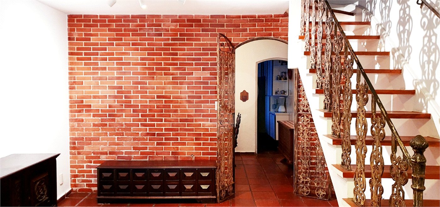 Casa à venda com 3 quartos, sendo 1 suíte,  no condomínio Ministro Jesuíno Cardoso 504, São Paulo - SP