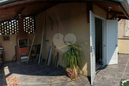 Apartamento à venda com 2 quartos em Jardim Itamarati, Poá, SP